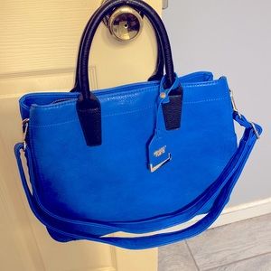 Poverty flats purse